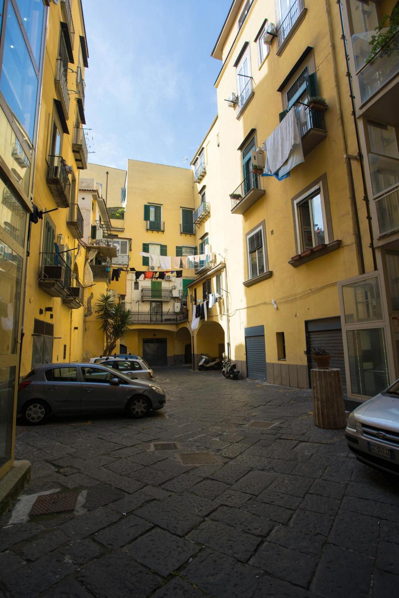 Palazzo 15 Napoli Bed and Breakfast Exteriör bild