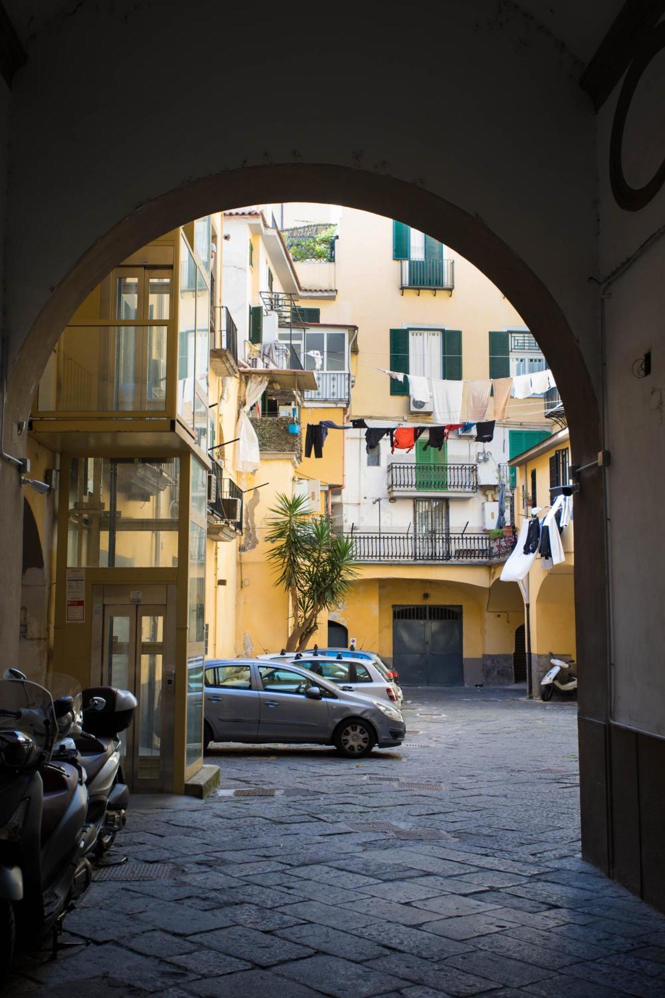 Palazzo 15 Napoli Bed and Breakfast Exteriör bild
